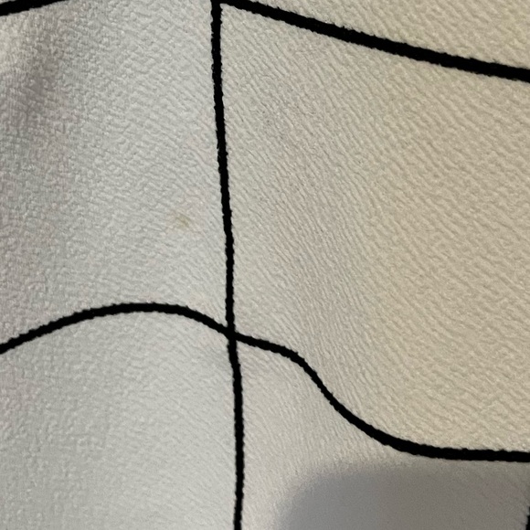 CHARLOTTE RUSSE ROMPER XL - Picture 5 of 6